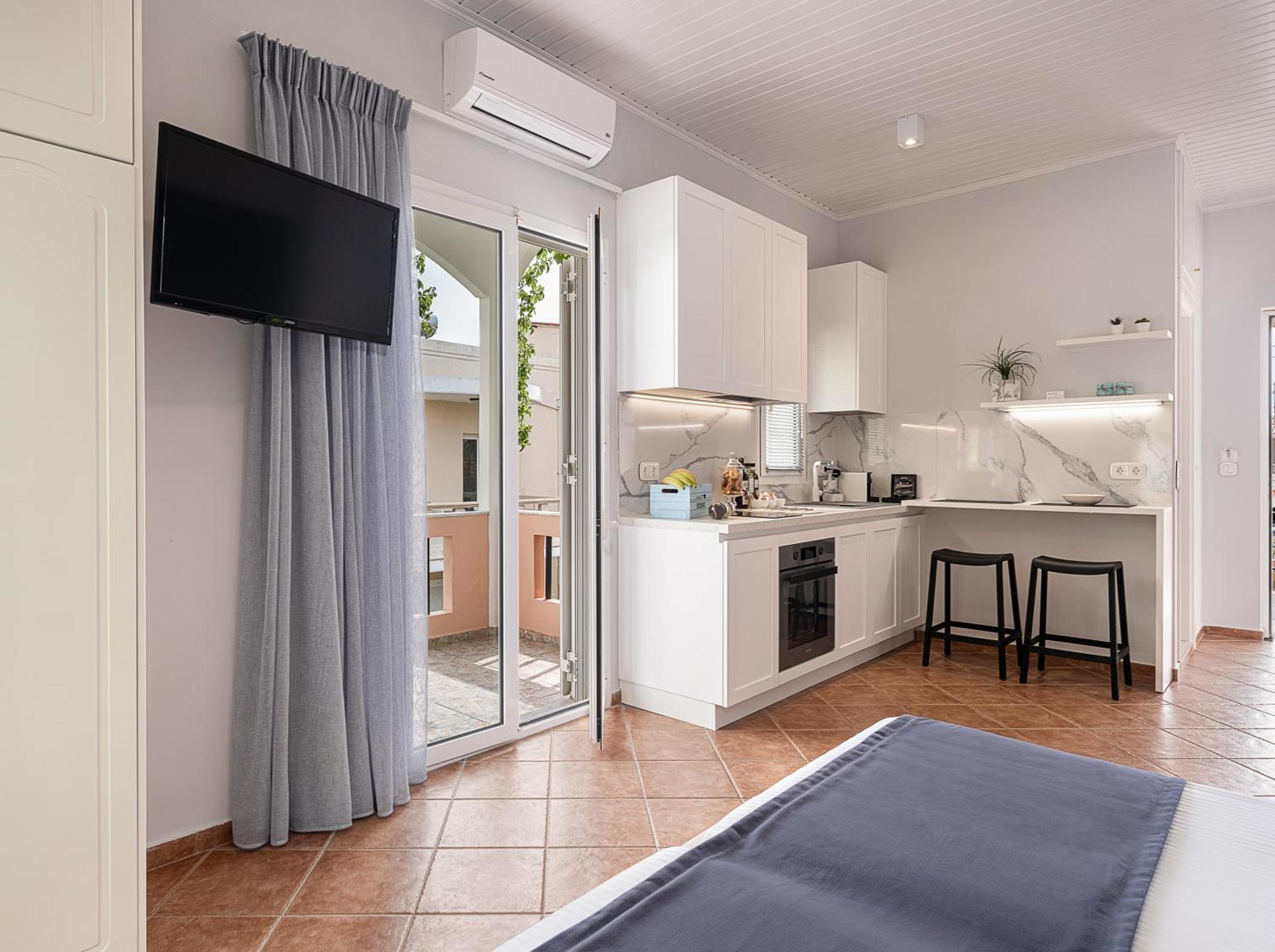 Elena Seafront Luxury Apartments Almirida Eksteriør billede