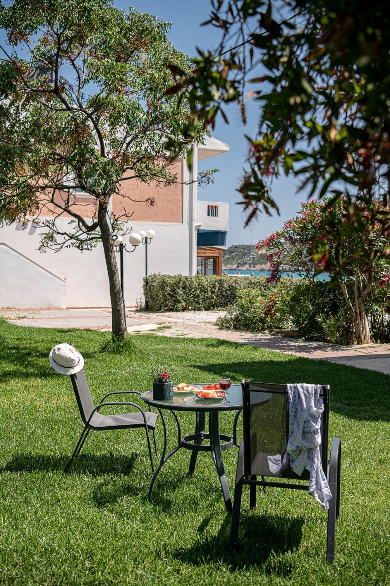 Elena Seafront Luxury Apartments Almirida Eksteriør billede