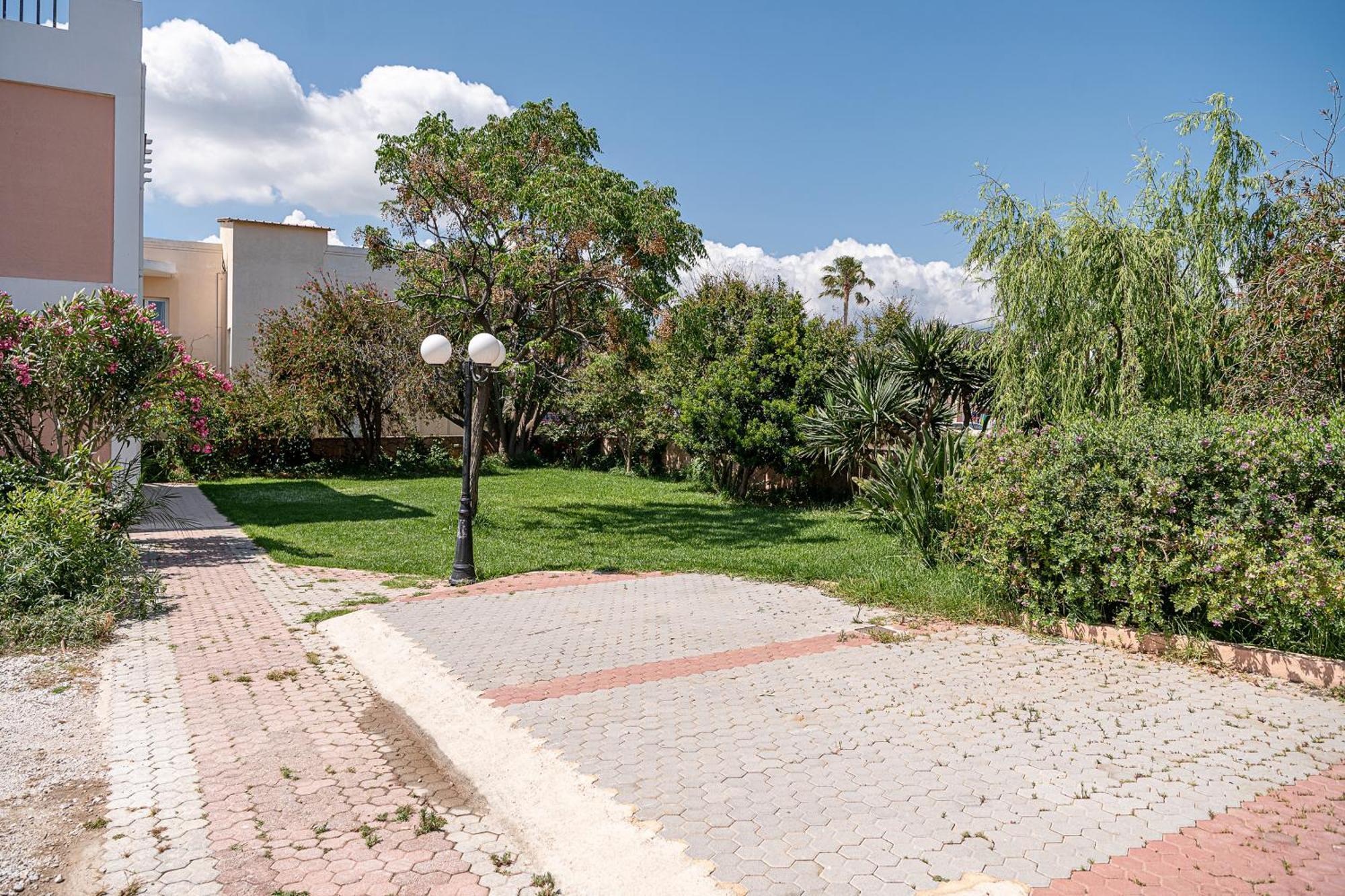 Elena Seafront Luxury Apartments Almirida Eksteriør billede